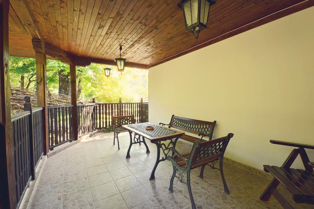 Family Hotel Fenerite Gabrovo Eksteriør billede